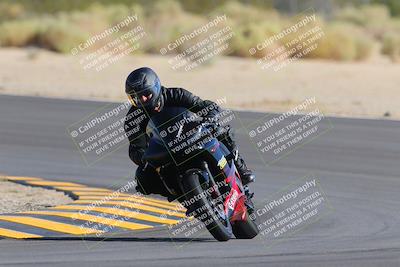 media/Oct-08-2022-SoCal Trackdays (Sat) [[1fc3beec89]]/Turn 10 (945am)/